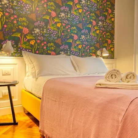 Guesthost - Dimora Claudia Luxury Affittacamere