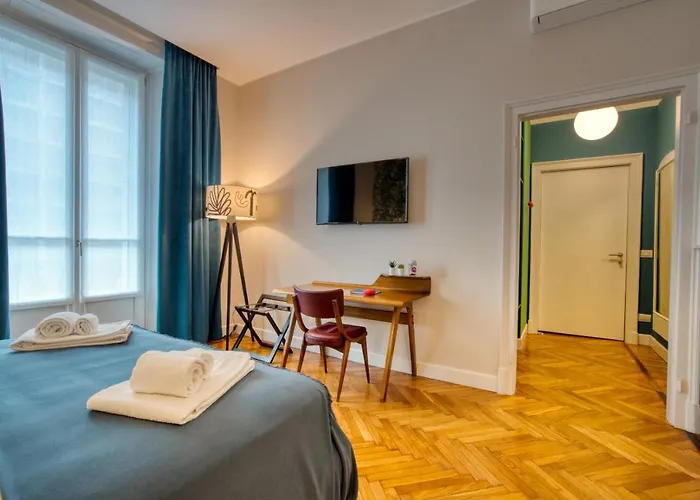 Guesthost - Dimora Claudia Luxury Penzion